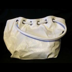 Medium bag with pink interior